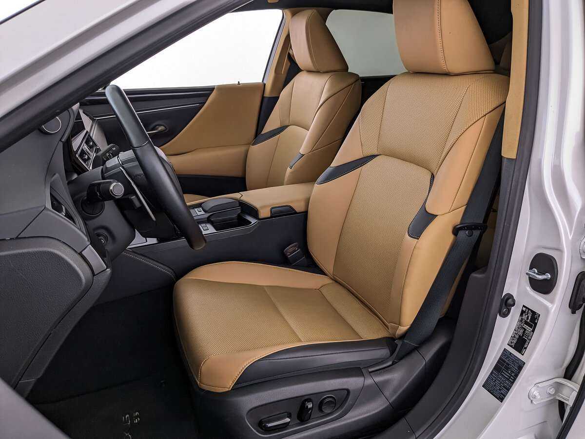 Б/У Лексус ЕС 2022 года. Фото: #15