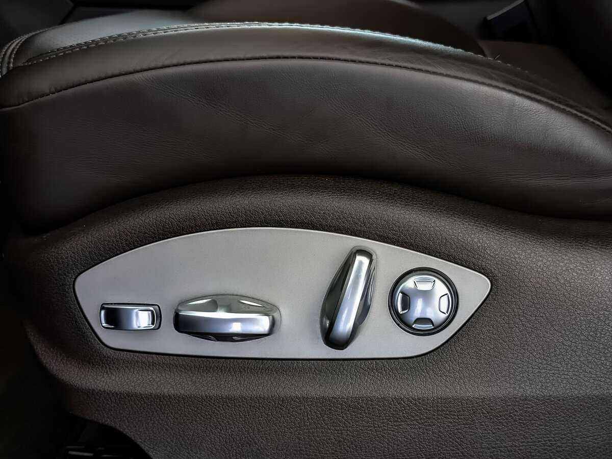 Б/У Порш Макан 2021 года. Фото: #16