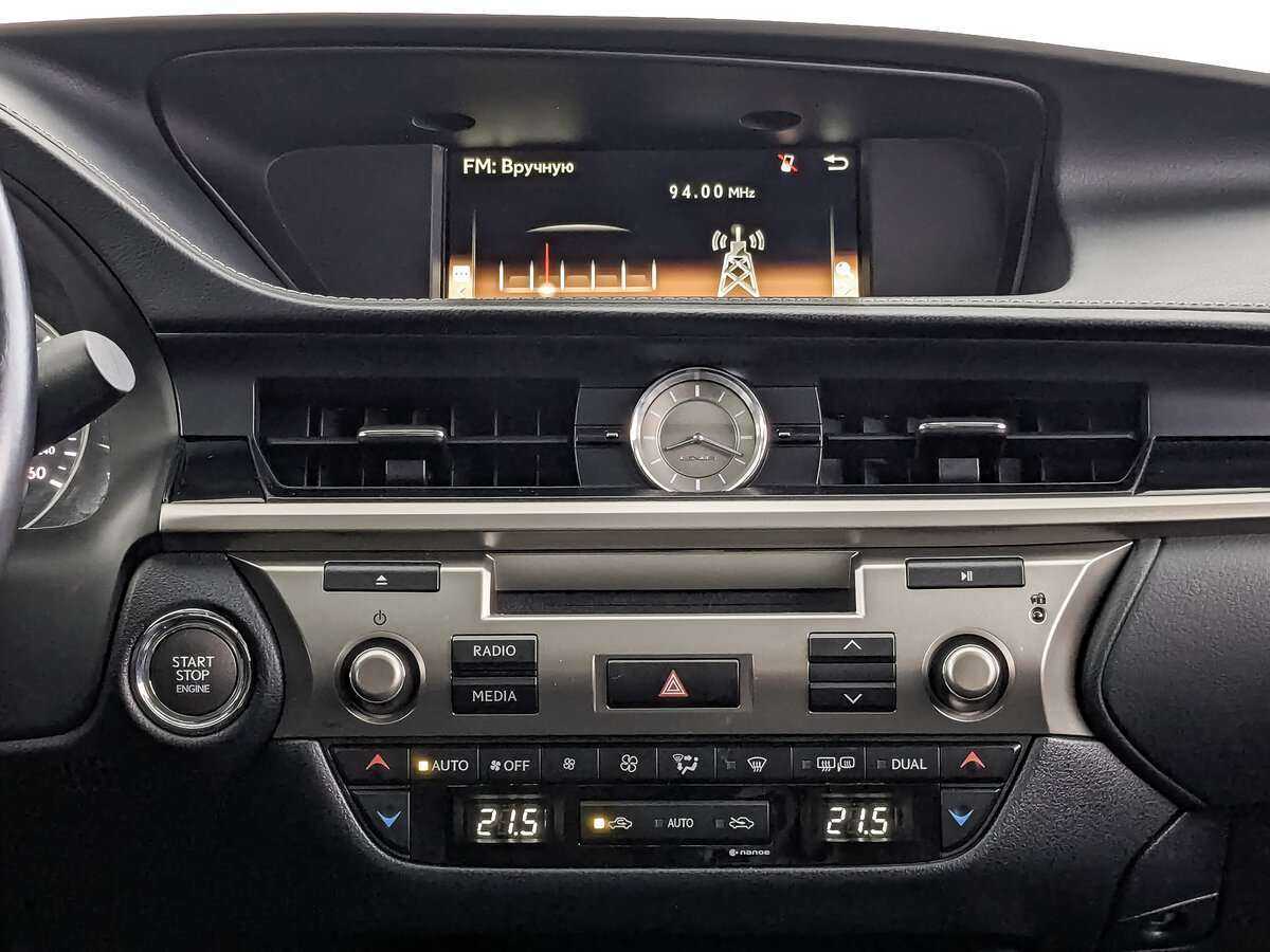 Б/У Лексус ЕС 2018 года. Фото: #12