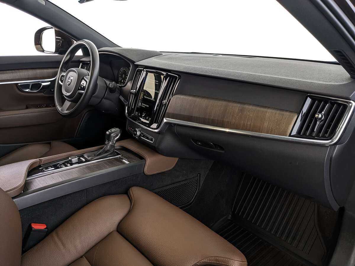 Б/У Вольво В90 2020 года. Фото: #8