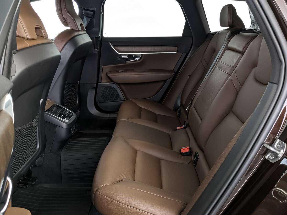 Б/У Вольво В90 2020 года. Фото: #13