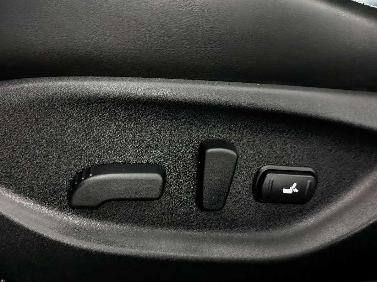 Б/У Инфинити К50 2016 года. Фото: #21