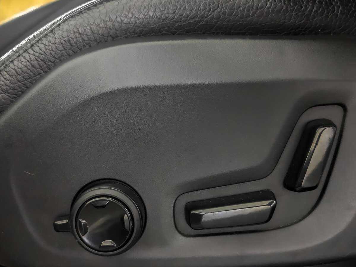 Б/У Вольво ИксЦ90 2021 года. Фото: #16