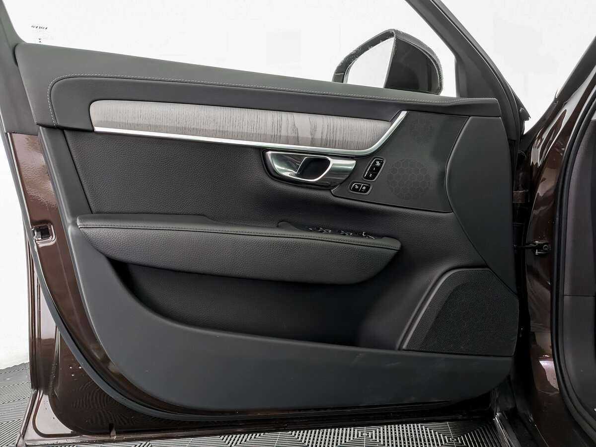 Б/У Вольво С90 2021 года. Фото: #15