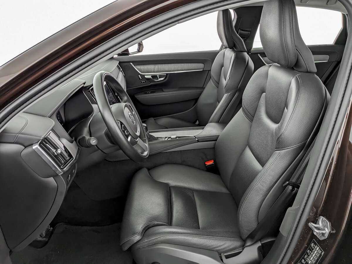 Б/У Вольво С90 2021 года. Фото: #16