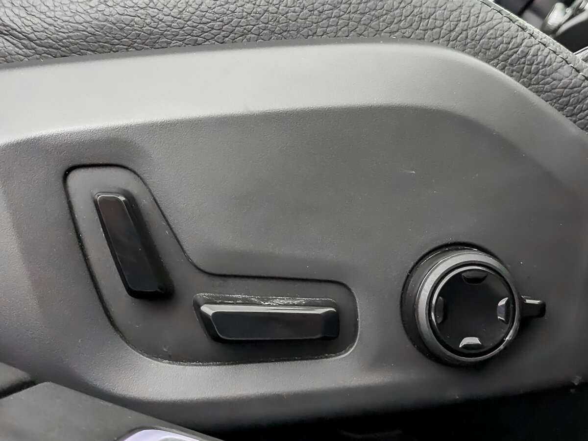 Б/У Вольво С90 2021 года. Фото: #21