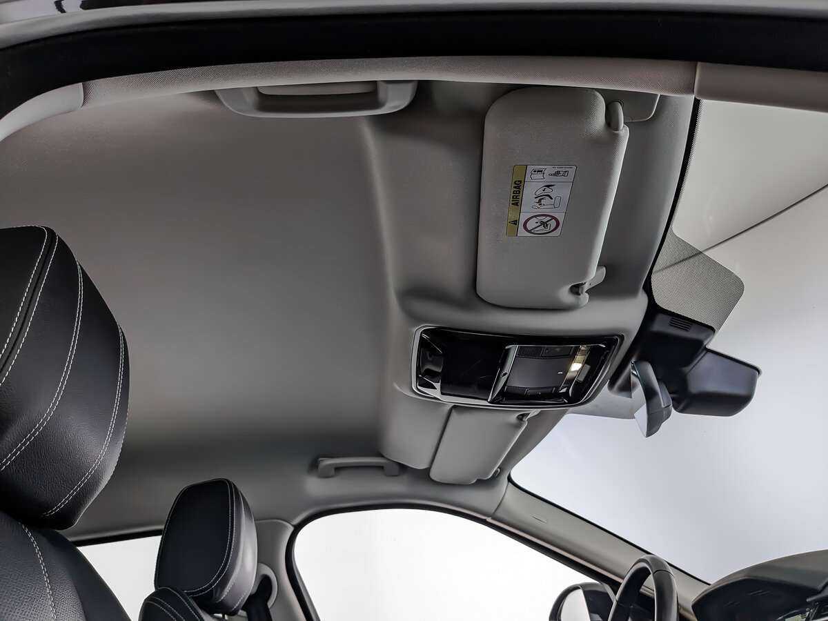 Б/У Лэнд Ровер Рэнж Ровер Велар 2020 года. Фото: #15