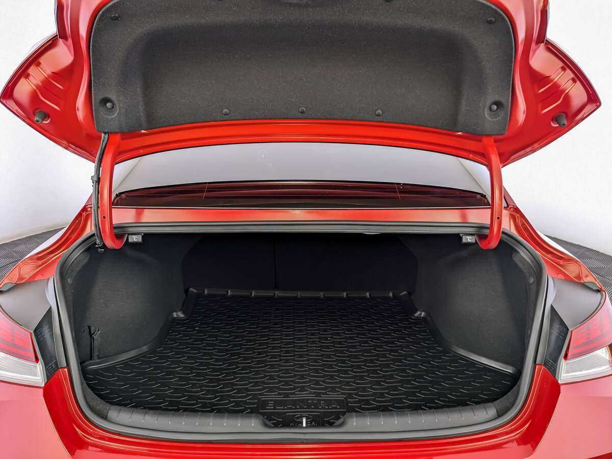 Б/У Хендай Елантра 2022 года. Фото: #9