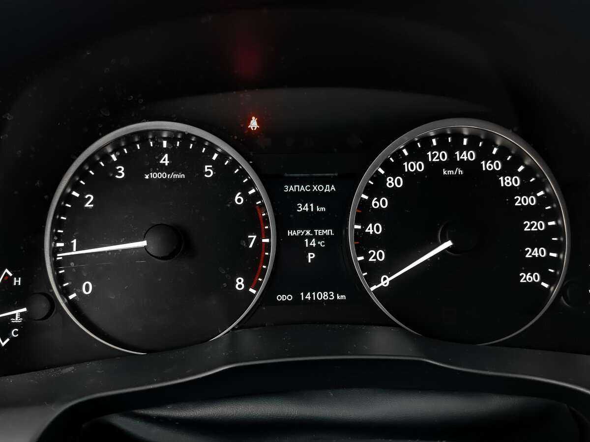 Б/У Лексус ЕС 2013 года. Фото: #11