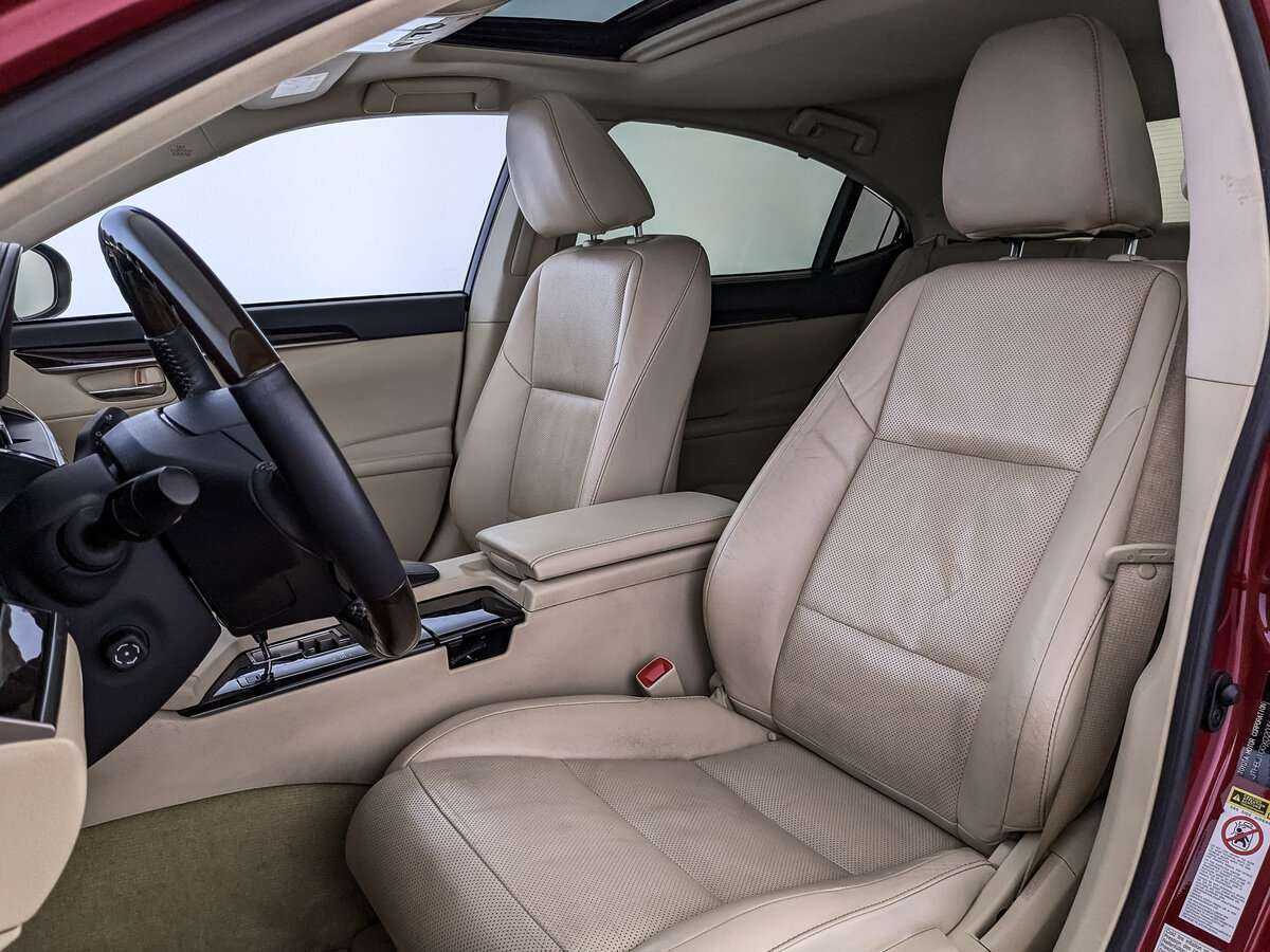 Б/У Лексус ЕС 2013 года. Фото: #14