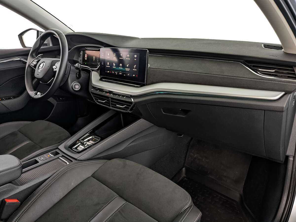 Б/У Шкода Октавия 2021 года. Фото: #7