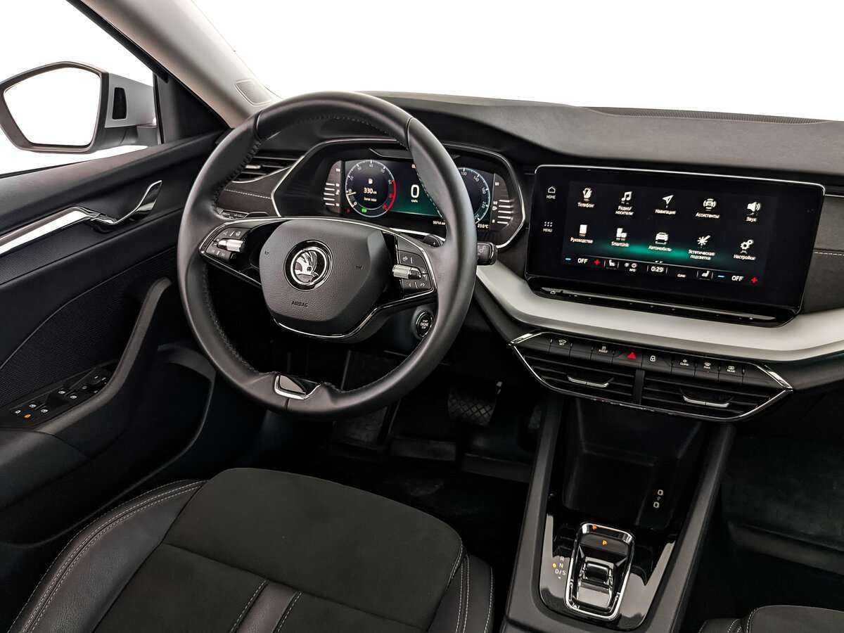 Б/У Шкода Октавия 2021 года. Фото: #15