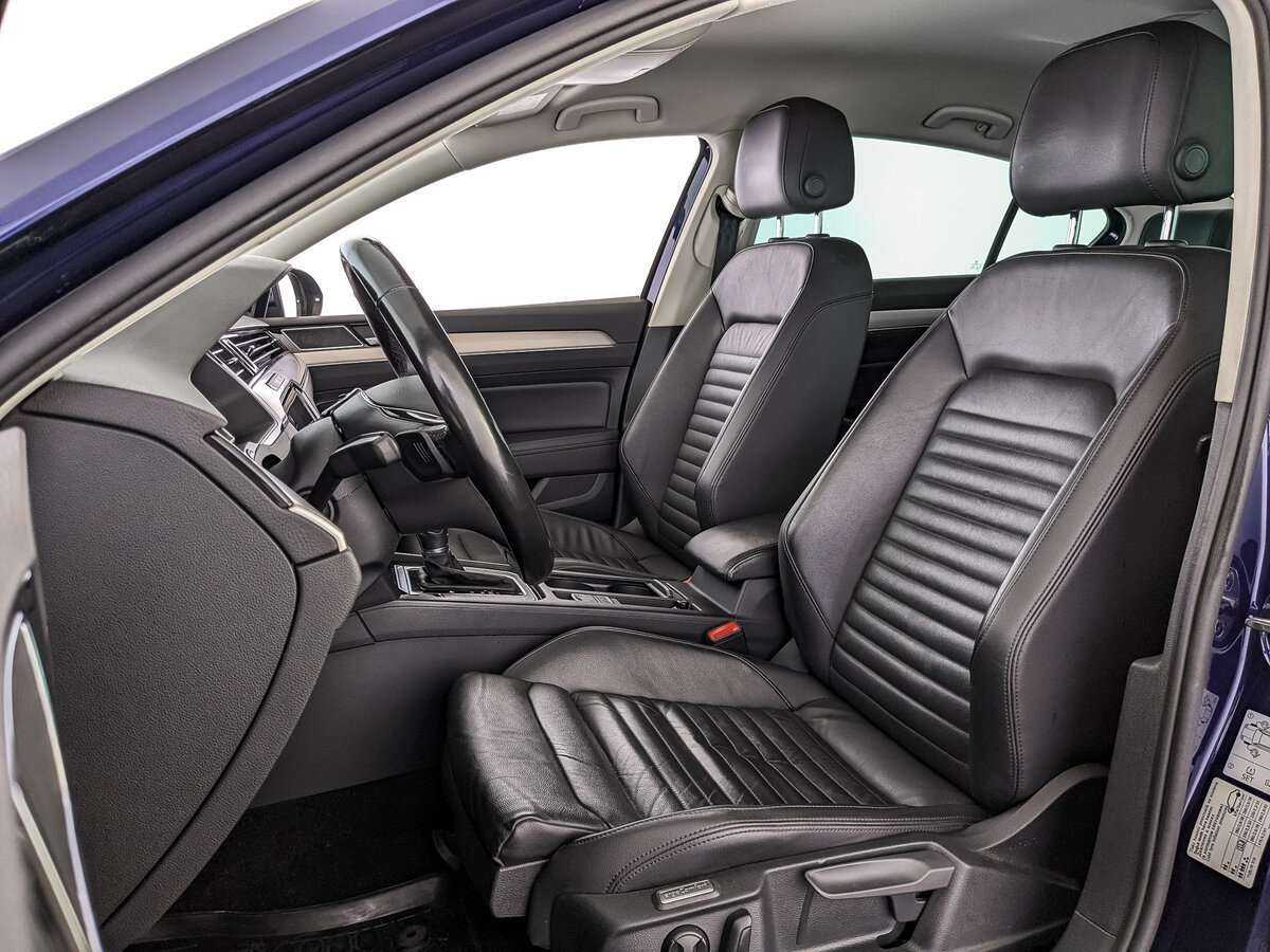 Б/У Фольксваген Пассат 2019 года. Фото: #15