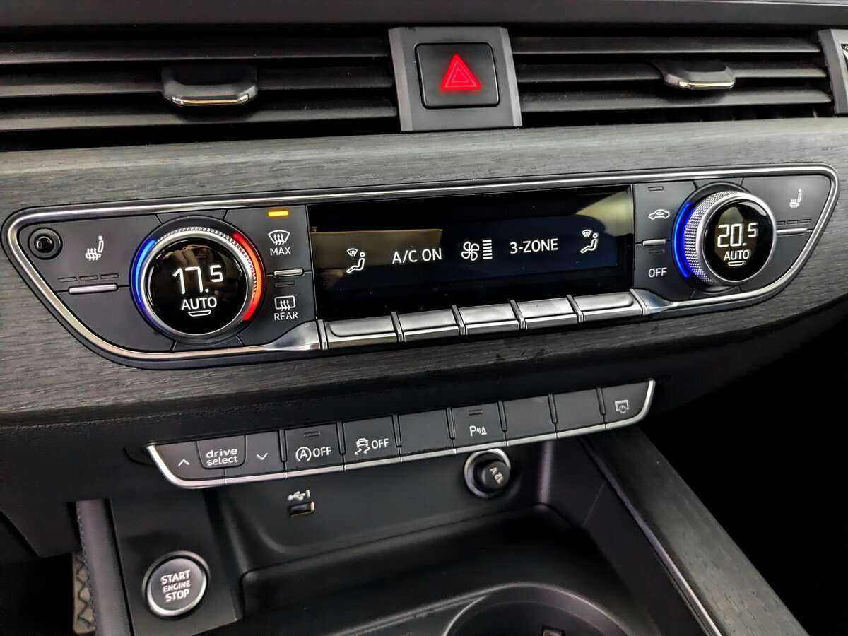 Б/У Ауди А4 2021 года. Фото: #21