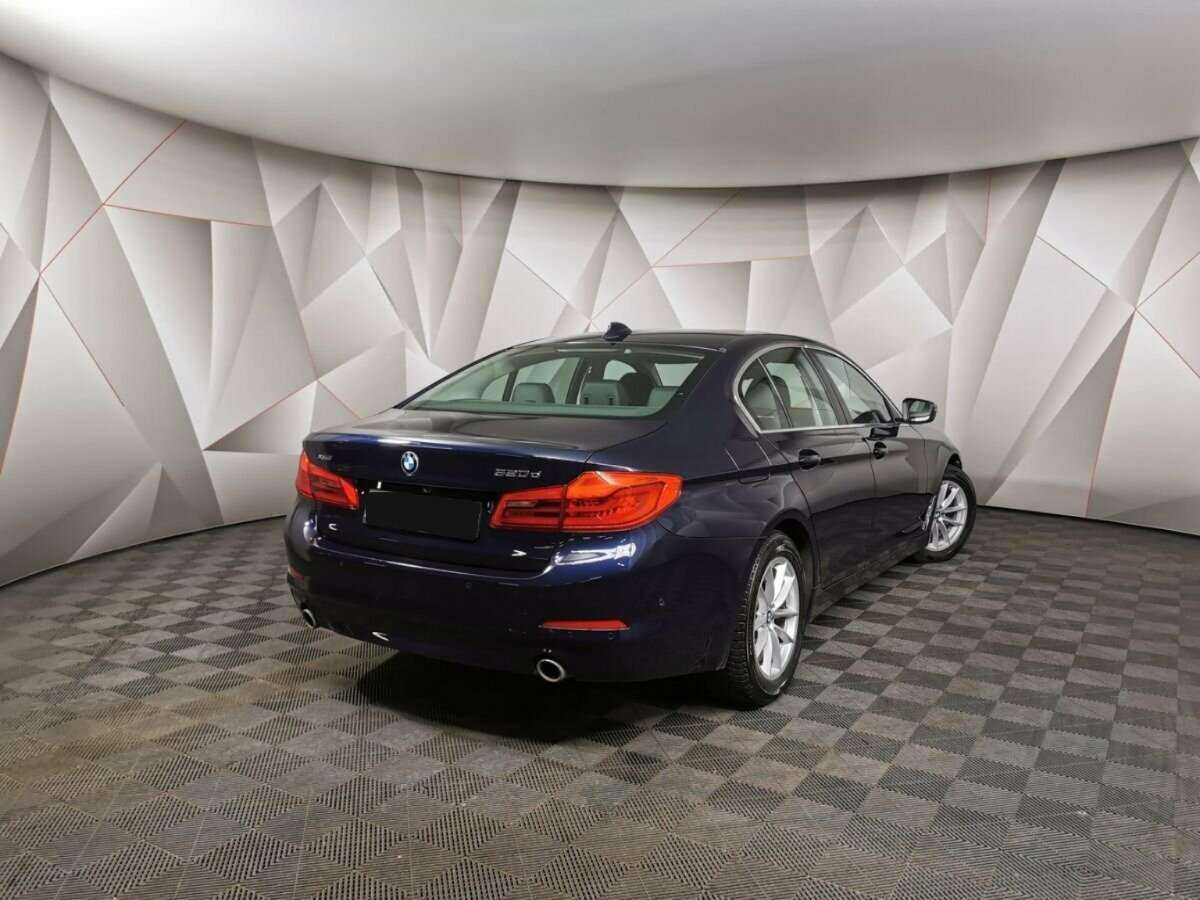 Б/У БМВ 5 серии 2018 года. Фото: #1