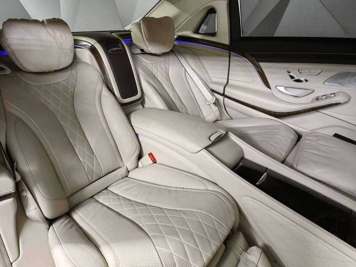 Б/У Мерседес-Бенц Майбах С-Класс 2015 года. Фото: #12