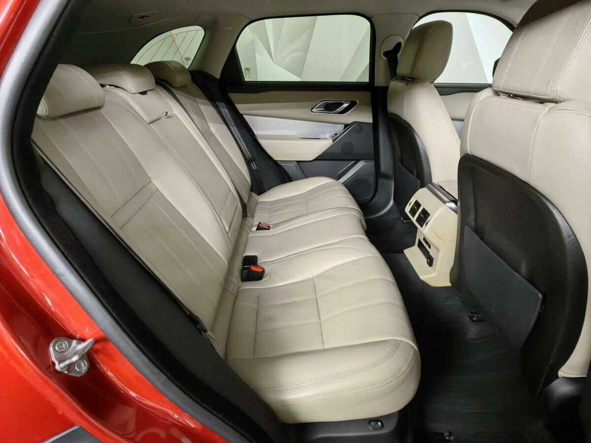 Б/У Лэнд Ровер Рэнж Ровер Велар 2018 года. Фото: #10