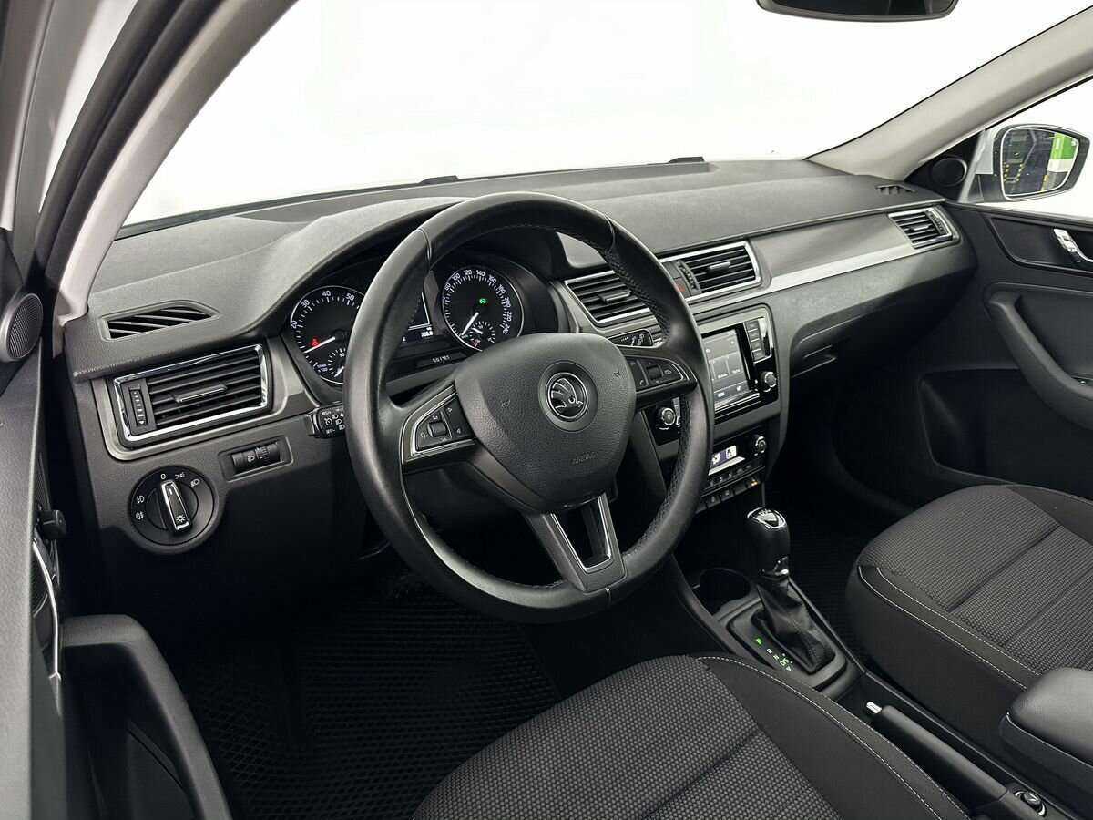 Б/У Шкода Рапид 2016 года. Фото: #8