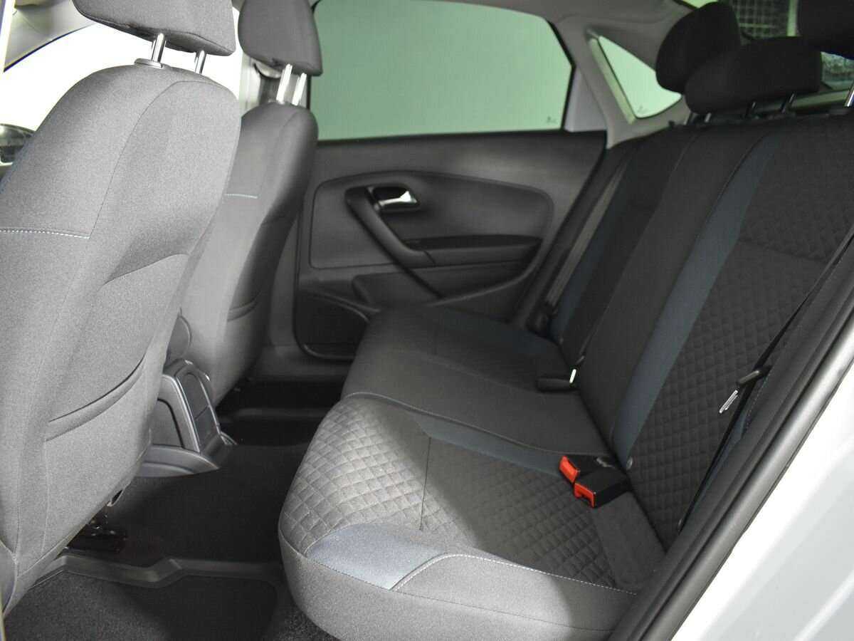 Б/У Фольксваген Поло 2019 года. Фото: #14