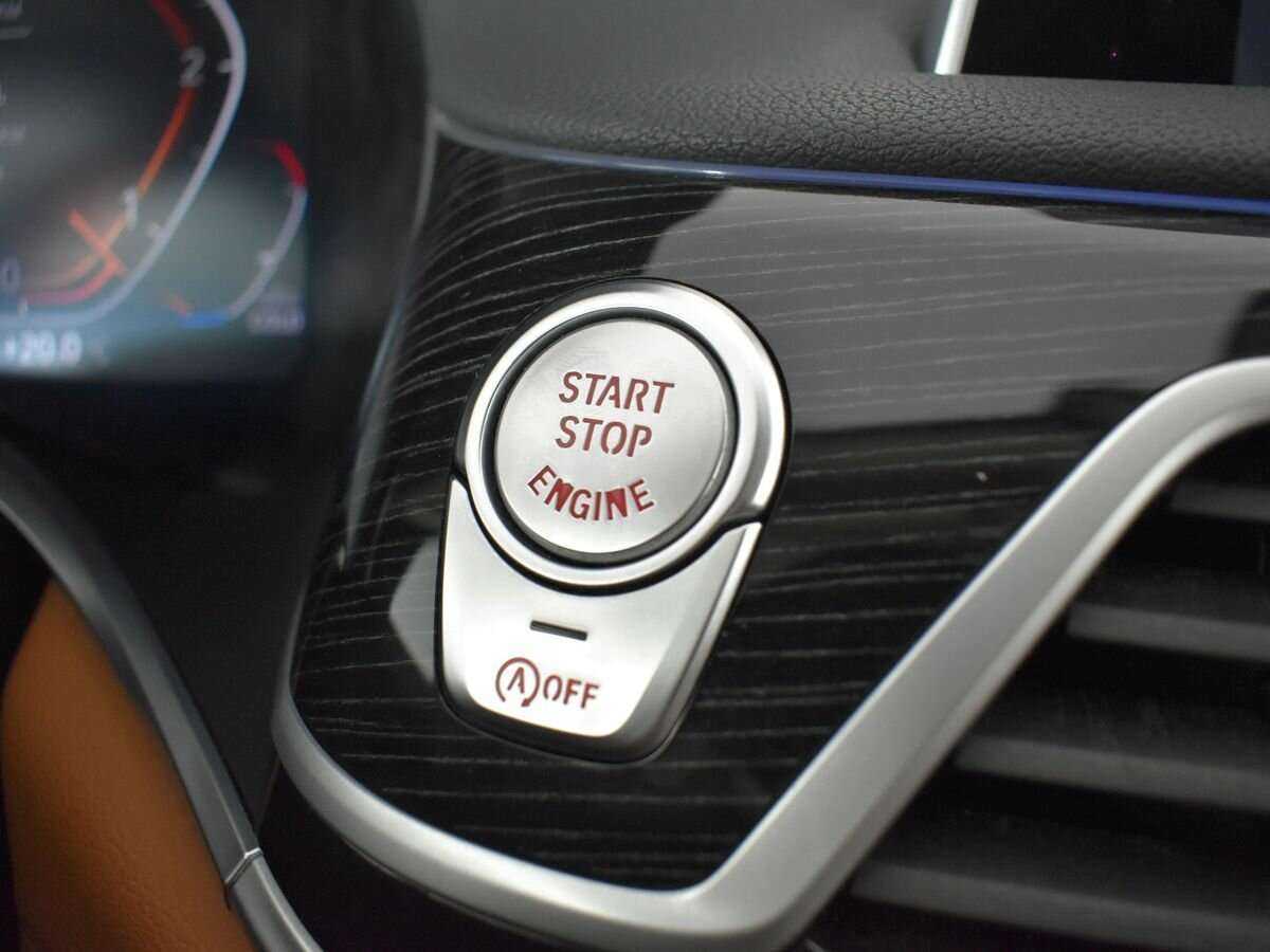 Б/У БМВ 7 серии 2020 года. Фото: #10