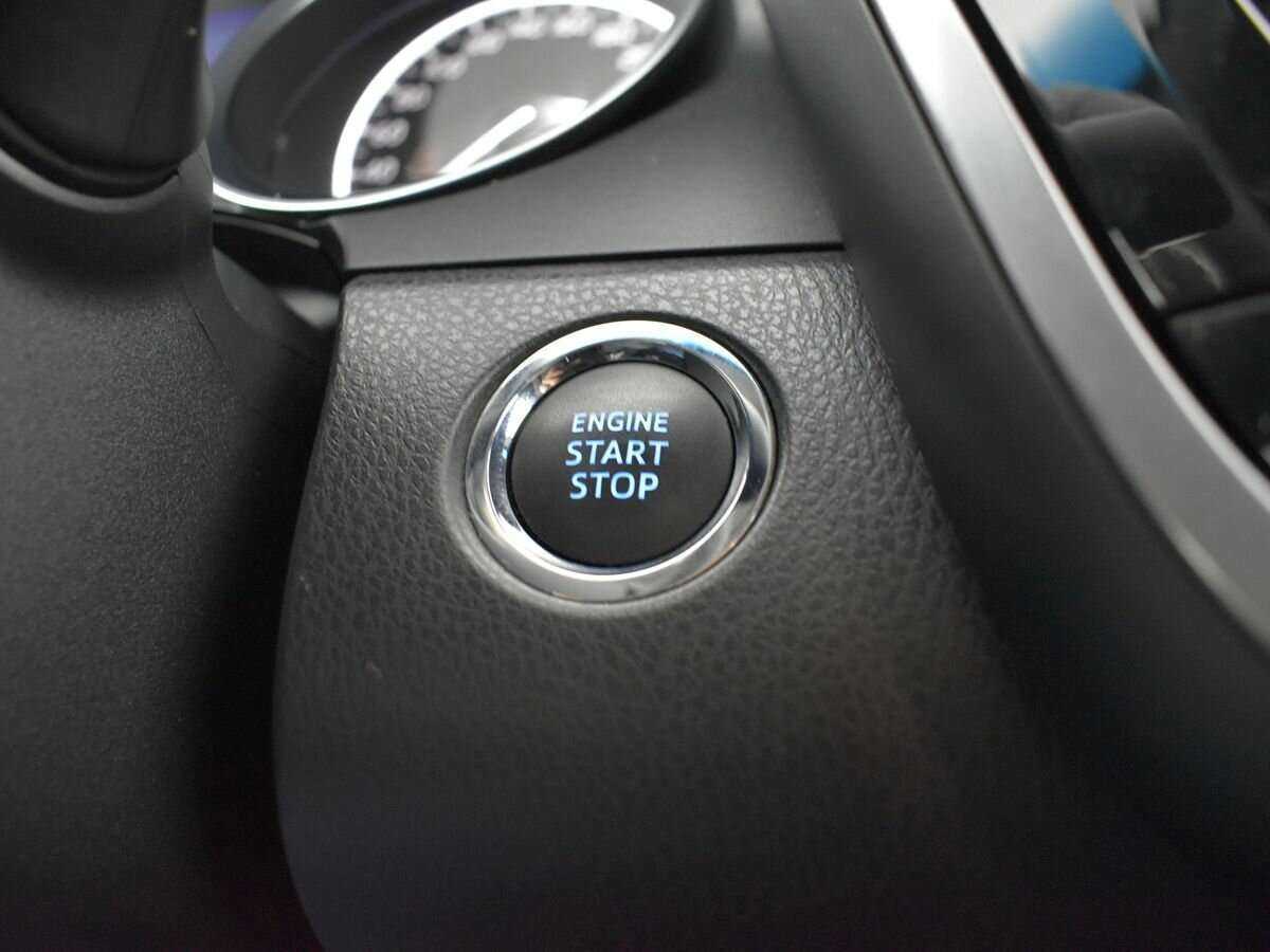 Б/У Тойота Камри 2021 года. Фото: #16