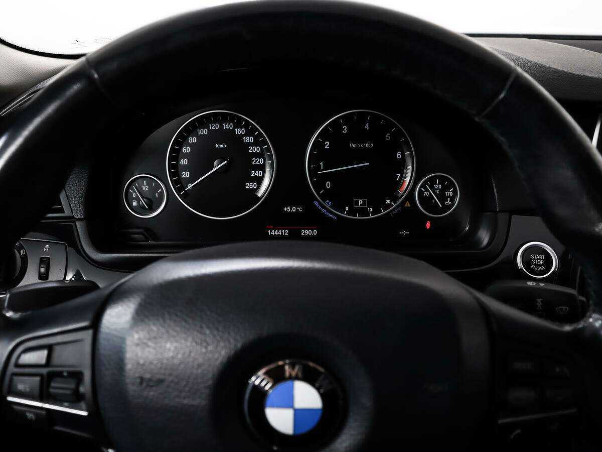 Б/У БМВ 5 серии 2015 года. Фото: #16