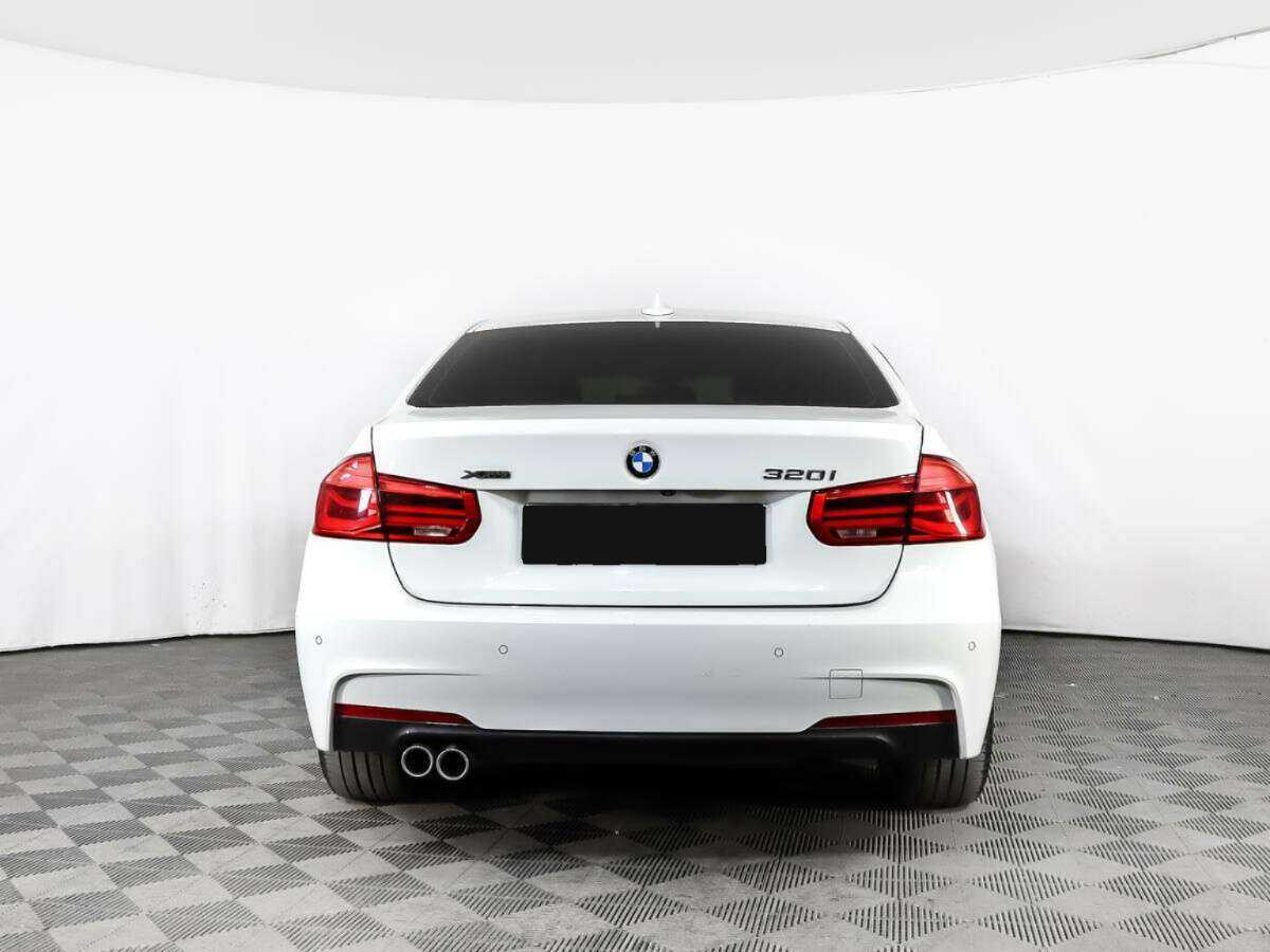 Б/У БМВ 3 серии 2018 года. Фото: #5