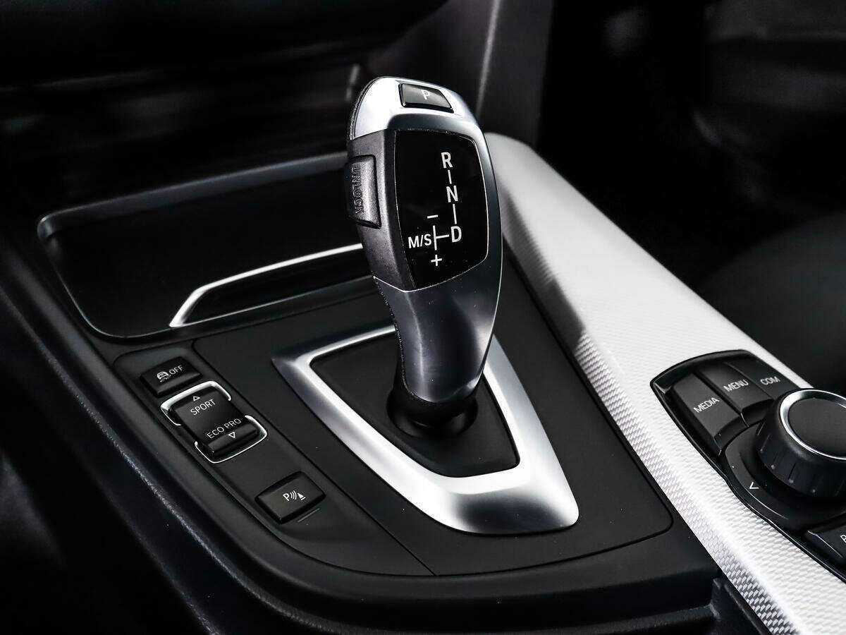 Б/У БМВ 3 серии 2018 года. Фото: #9