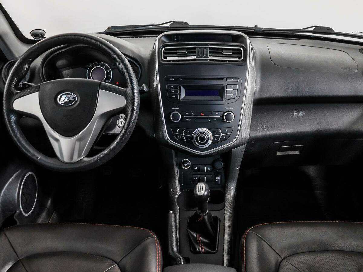 Б/У Лифан Икс60 2017 года. Фото: #11