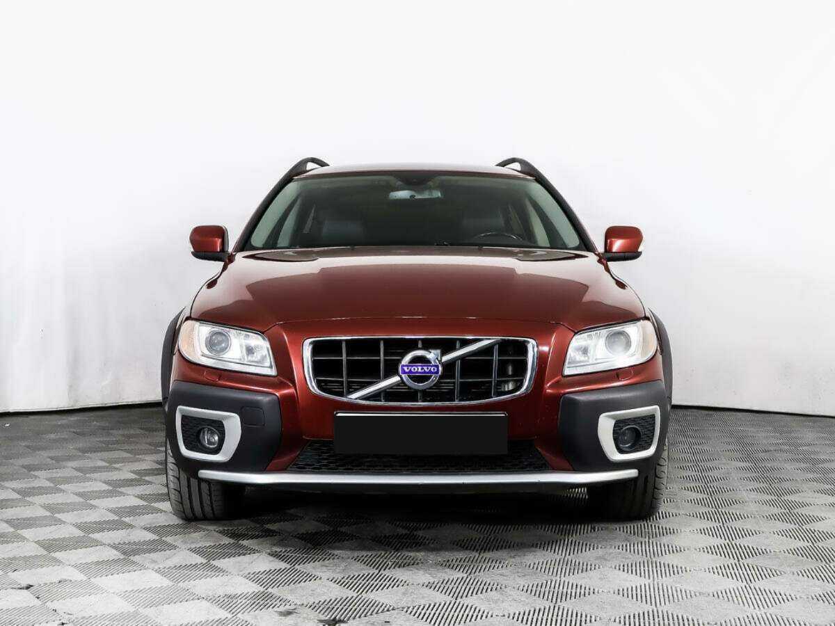 Б/У Вольво ИксЦ70 2010 года. Фото: #1