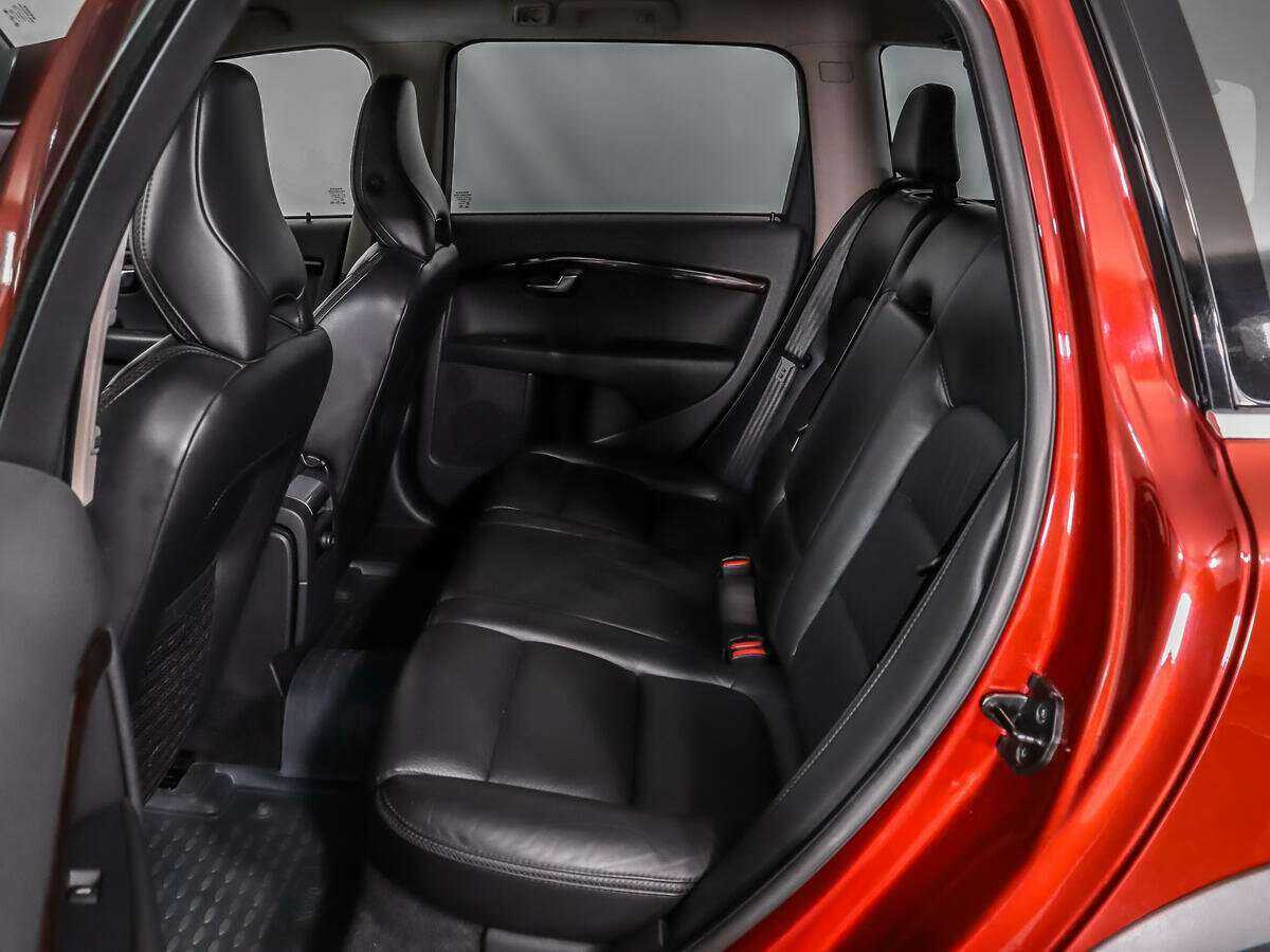 Б/У Вольво ИксЦ70 2010 года. Фото: #12