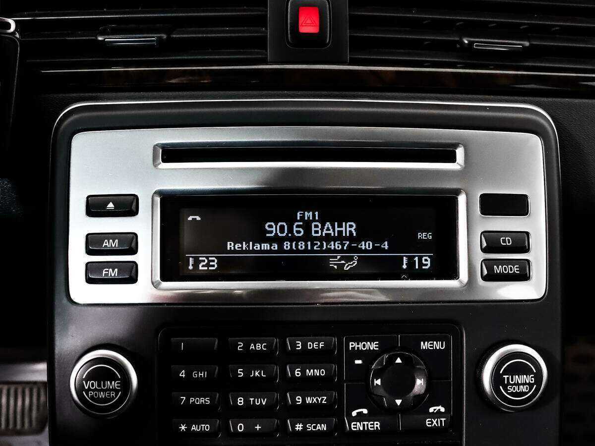 Б/У Вольво ИксЦ70 2010 года. Фото: #15