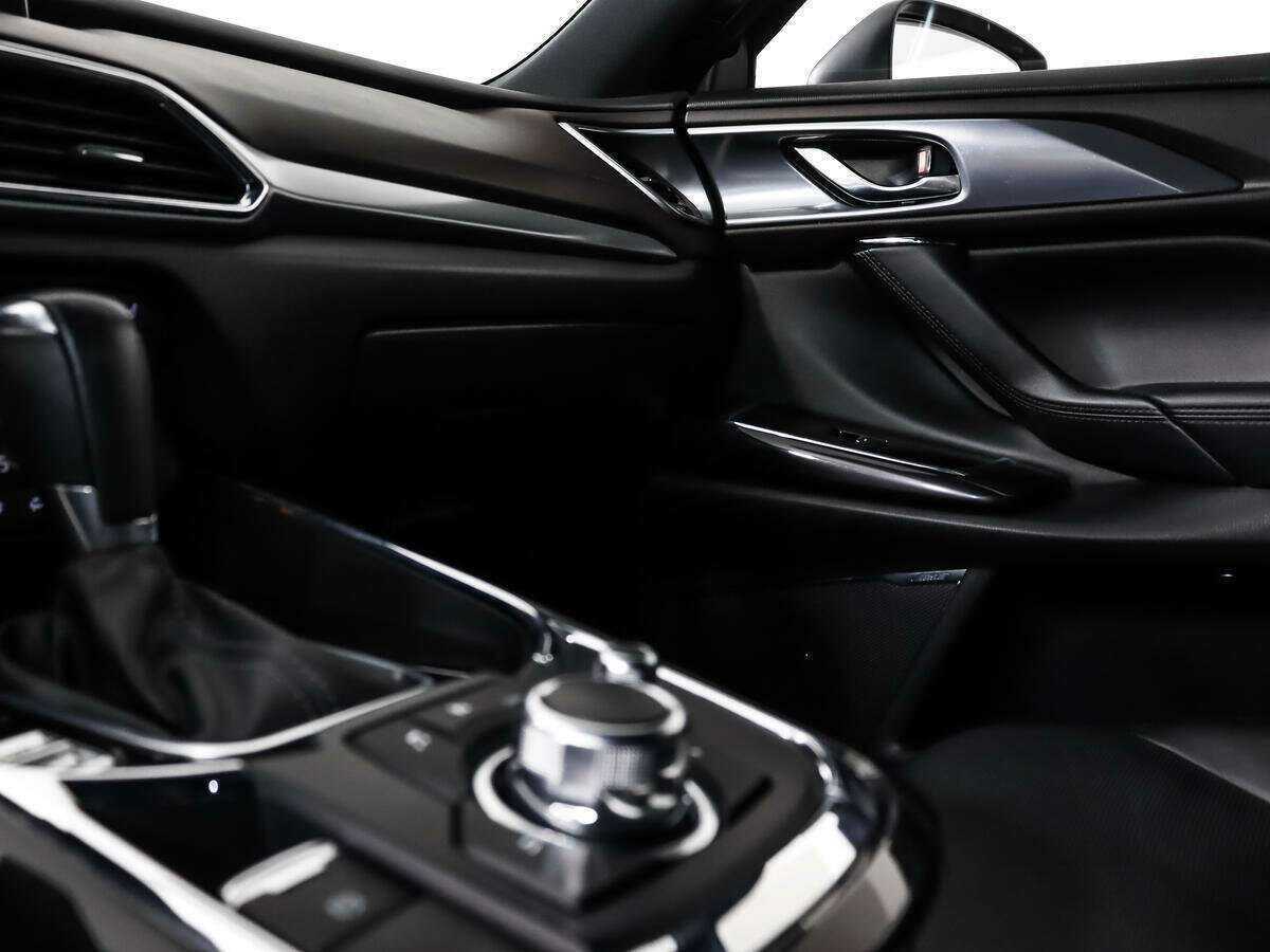 Б/У Мазда Ц-Икс-9 2017 года. Фото: #20