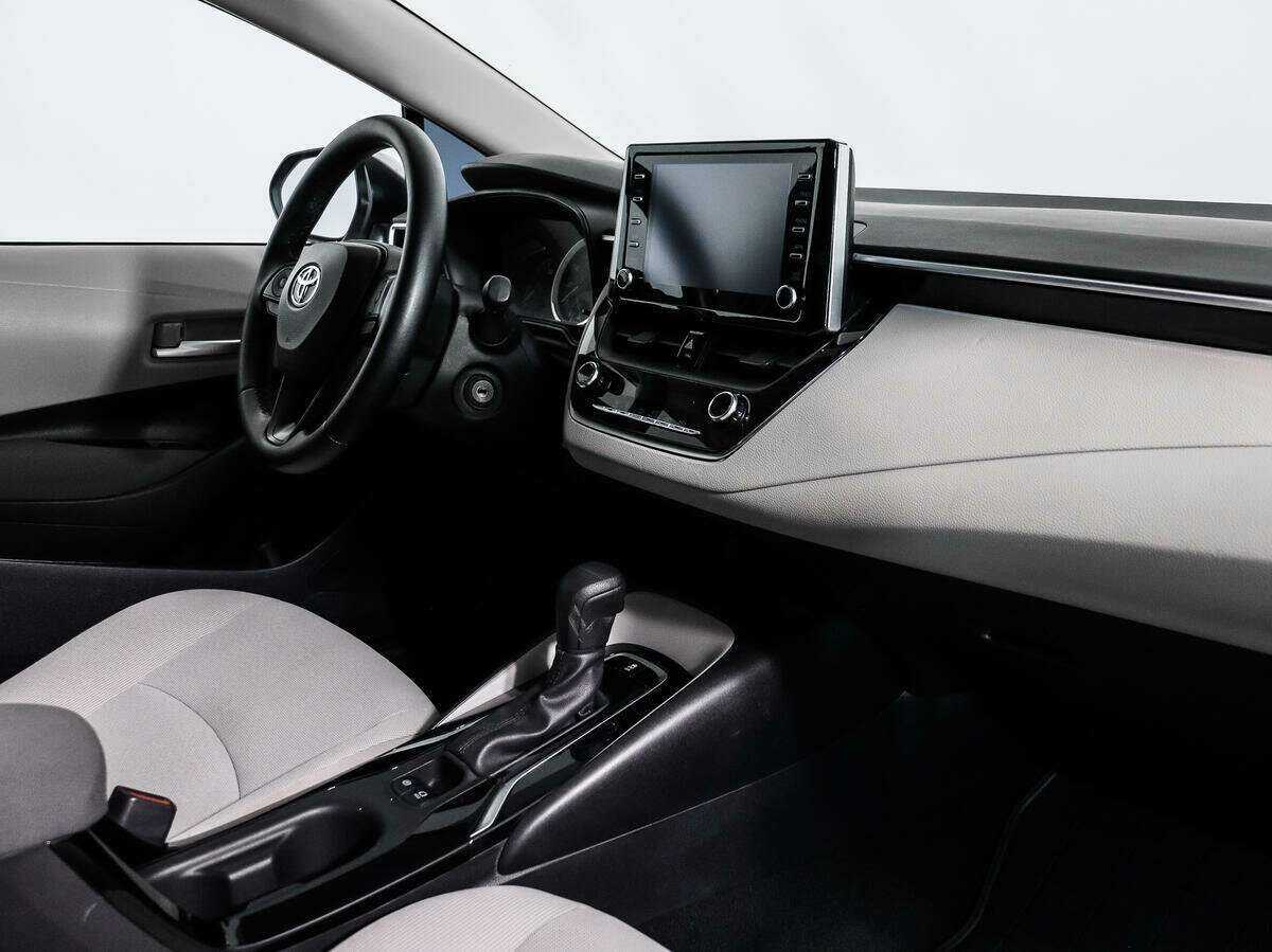 Б/У Тойота Королла 2021 года. Фото: #10