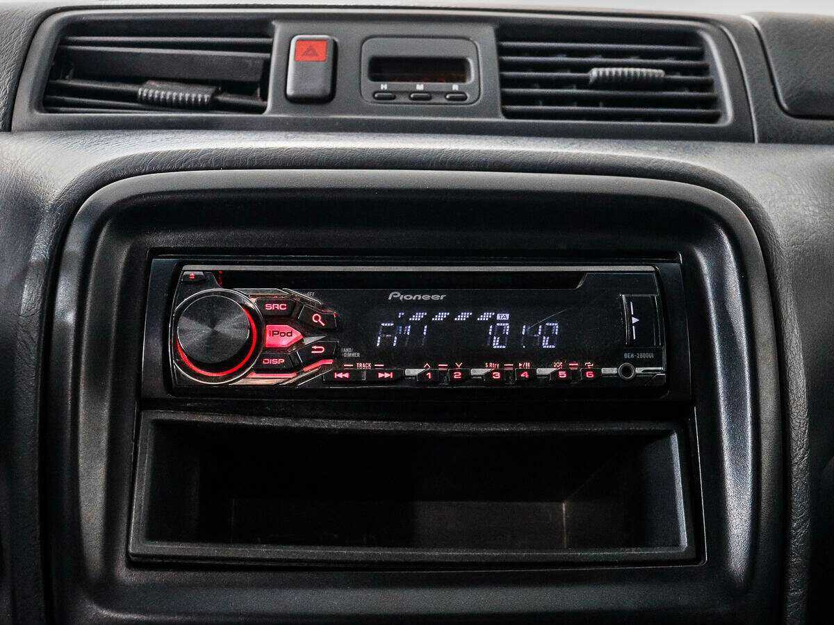 Б/У Хонда ЦР-В 2000 года. Фото: #12