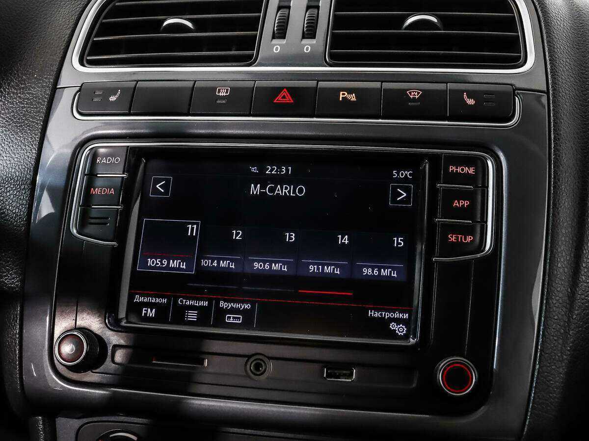 Б/У Фольксваген Поло 2018 года. Фото: #12