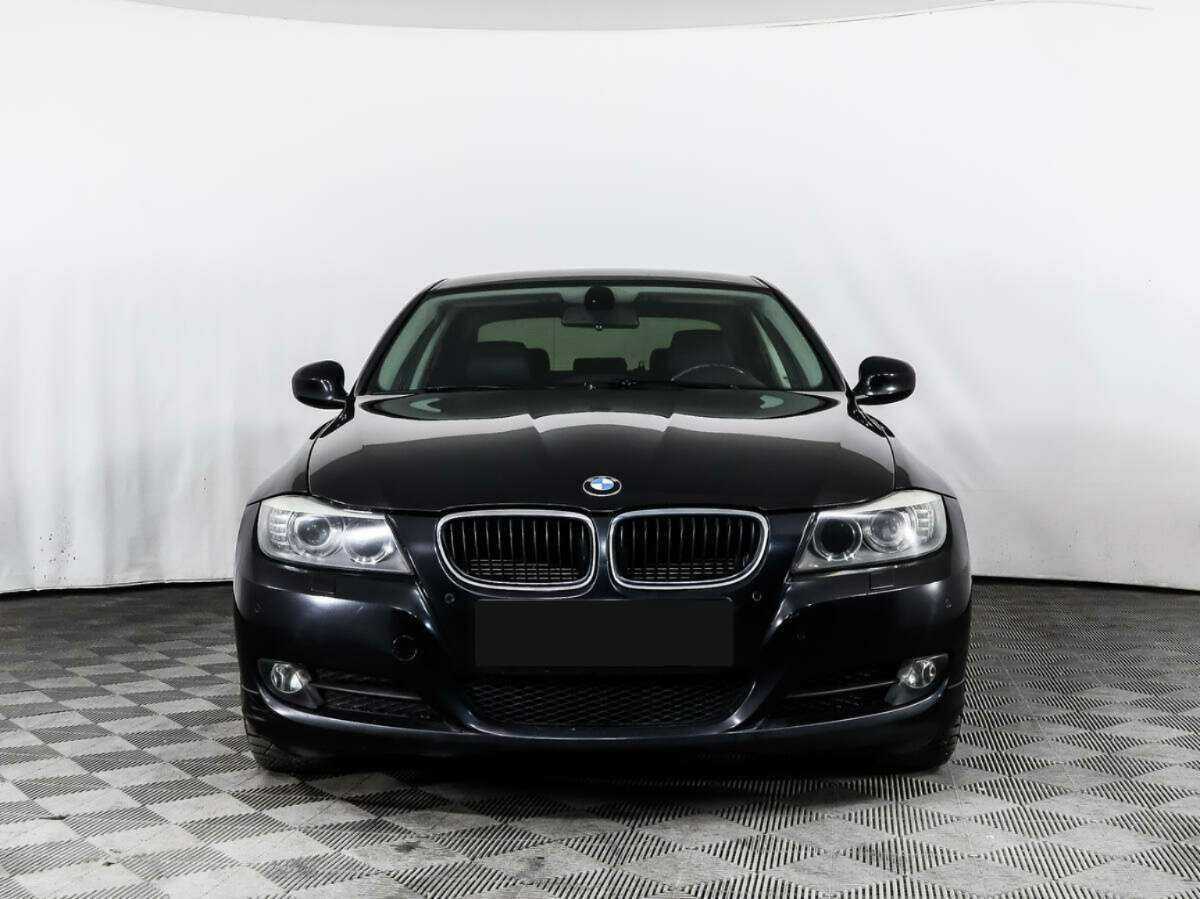 Б/У БМВ 3 серии 2011 года. Фото: #1