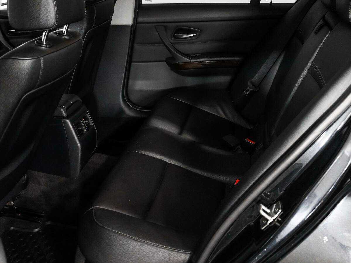 Б/У БМВ 3 серии 2011 года. Фото: #11