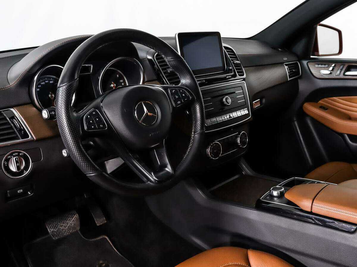 Б/У Мерседес-Бенц ГЛЕ Купе 2016 года. Фото: #8