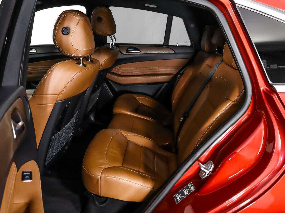 Б/У Мерседес-Бенц ГЛЕ Купе 2016 года. Фото: #12