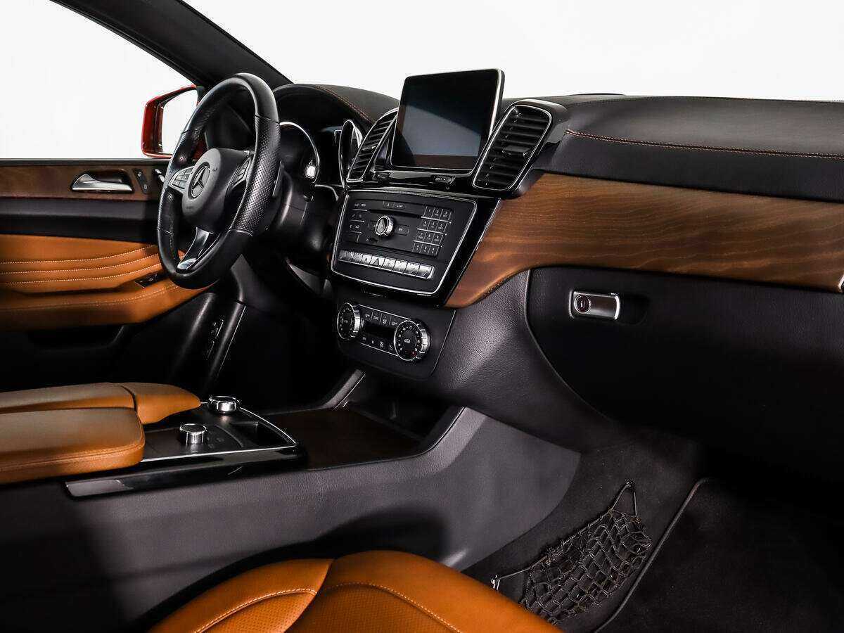 Б/У Мерседес-Бенц ГЛЕ Купе 2016 года. Фото: #13