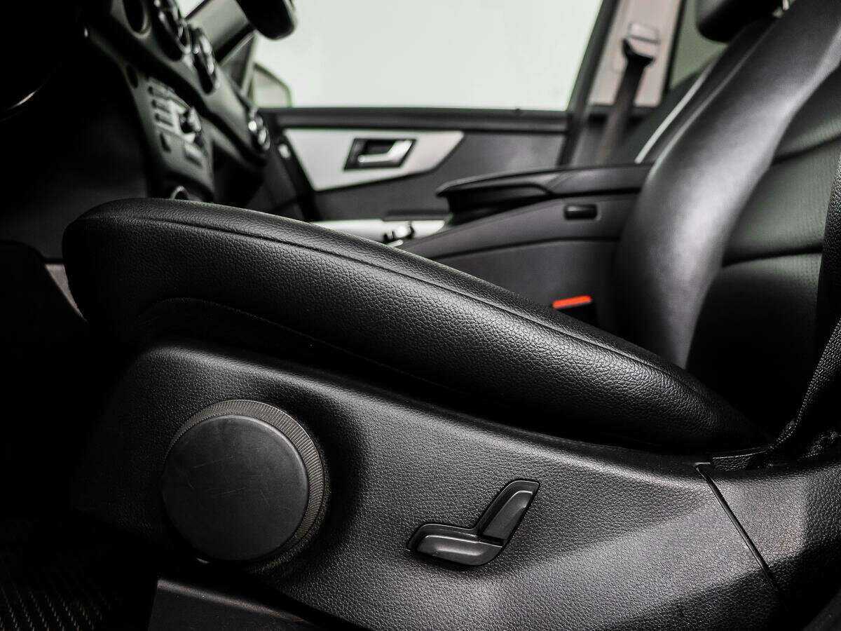 Б/У Мерседес-Бенц ГЛК-Класс 2014 года. Фото: #9