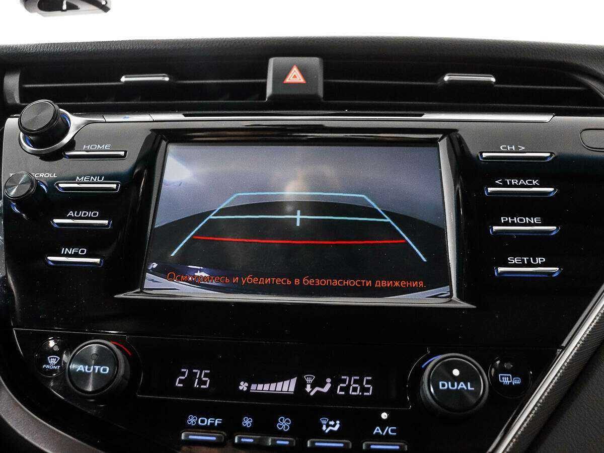 Б/У Тойота Камри 2020 года. Фото: #12