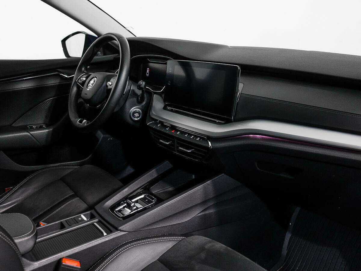 Б/У Шкода Октавия 2020 года. Фото: #12