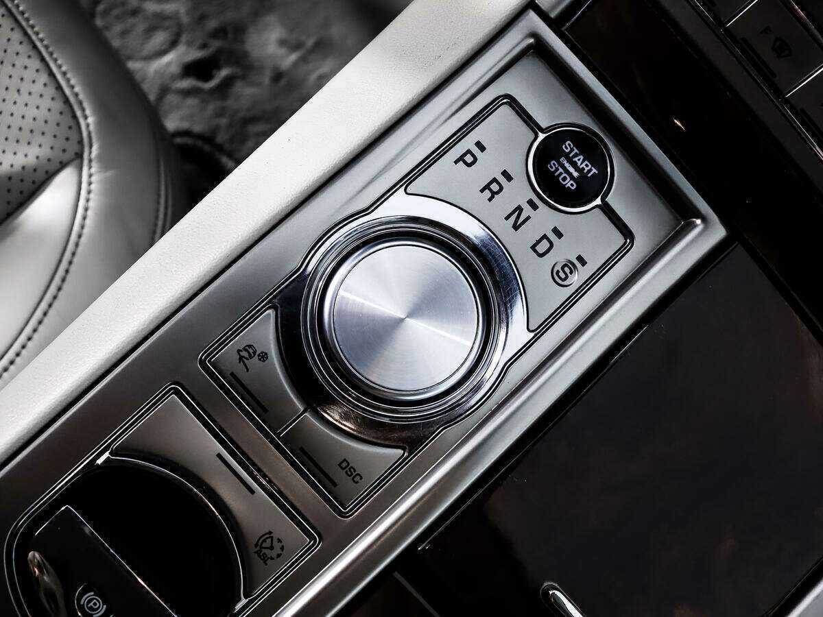 Б/У Ягуар ИксФ 2008 года. Фото: #11