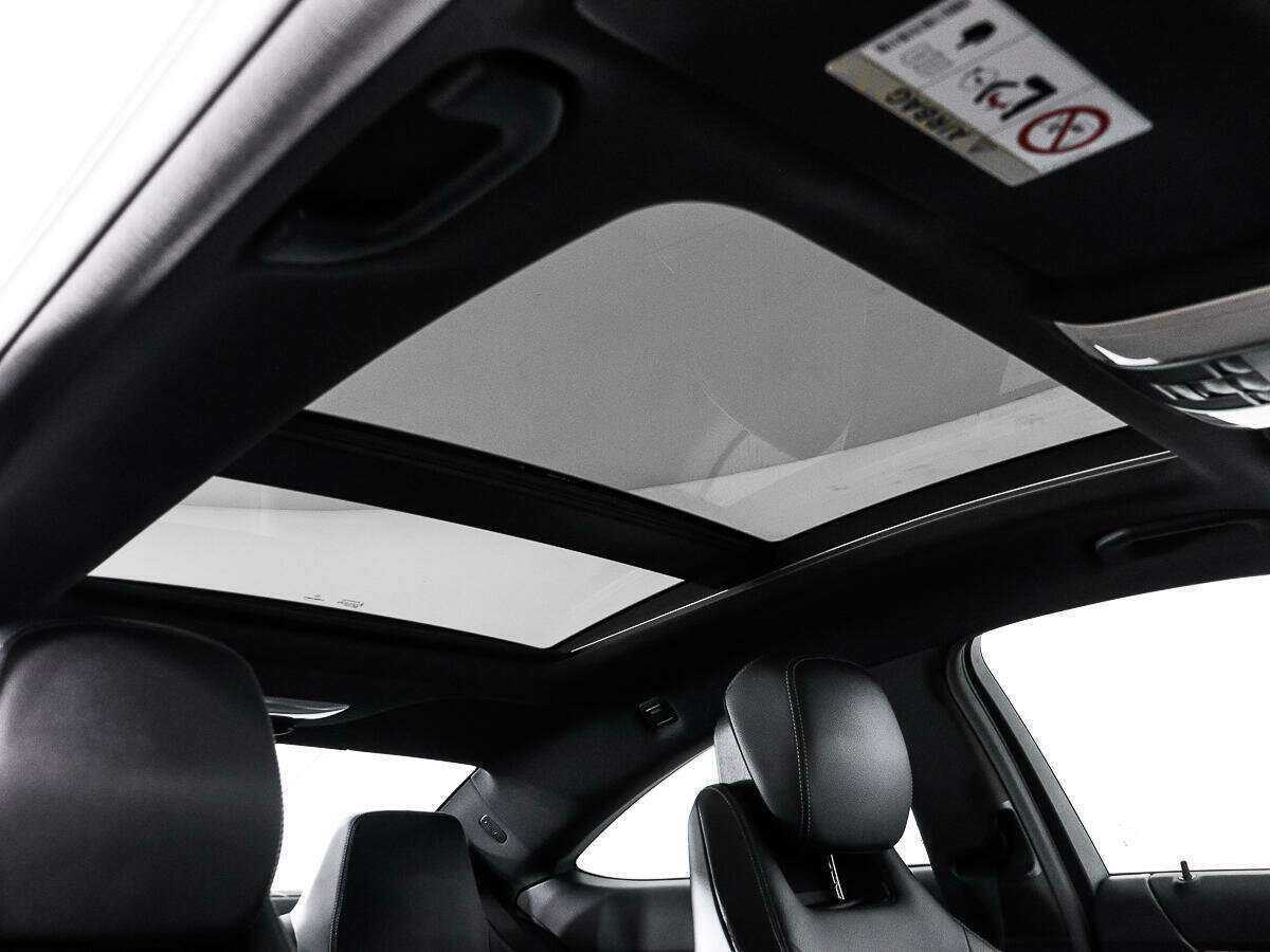 Б/У Мерседес-Бенц Ц-Класс 2015 года. Фото: #14