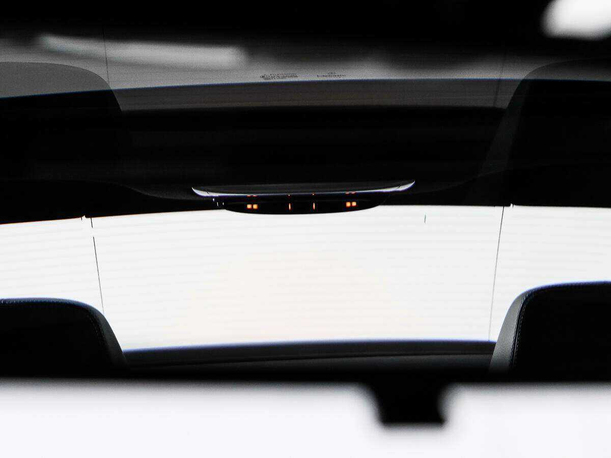 Б/У Мерседес-Бенц Ц-Класс 2015 года. Фото: #16