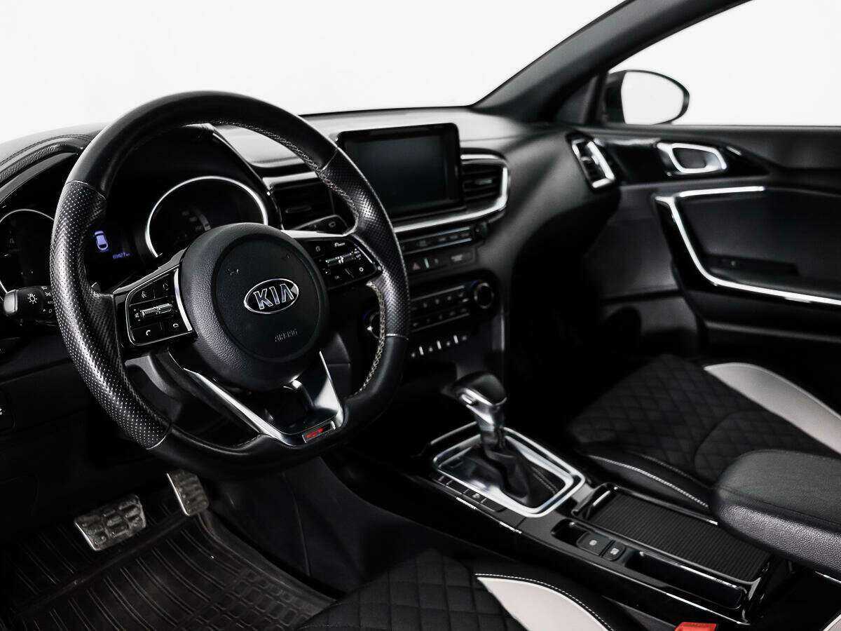 Б/У Киа Просид 2019 года. Фото: #8