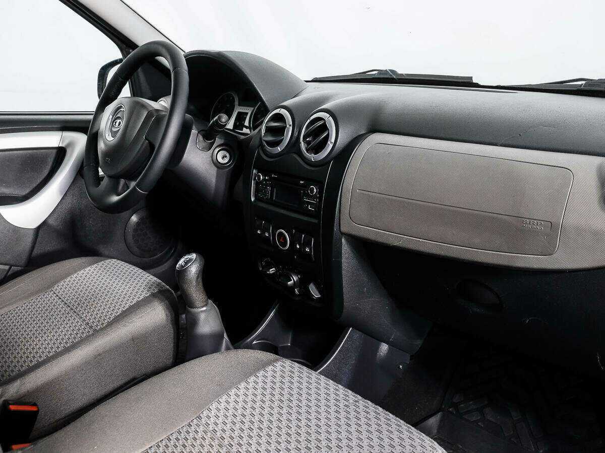 Б/У Лада (ВАЗ) Ларгус 2017 года. Фото: #9