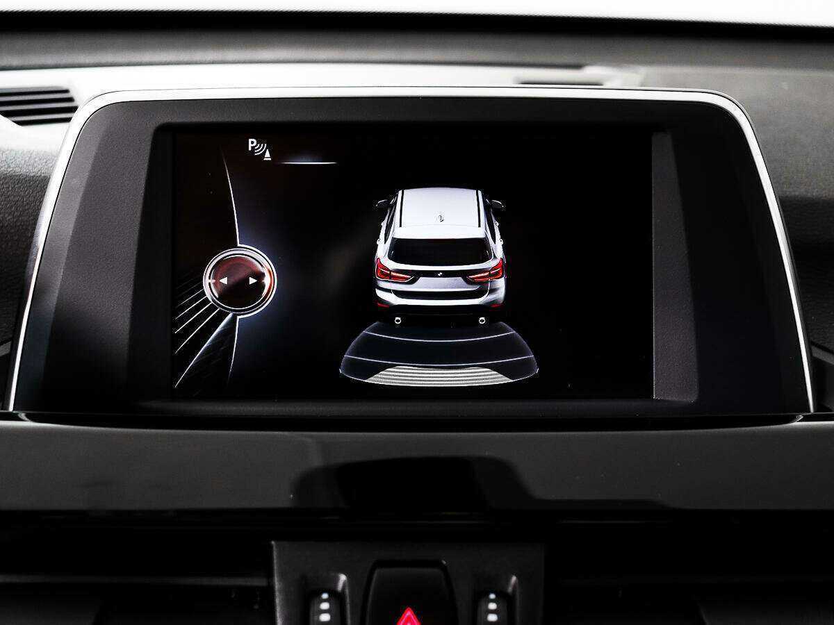 Б/У БМВ Икс1 2016 года. Фото: #12